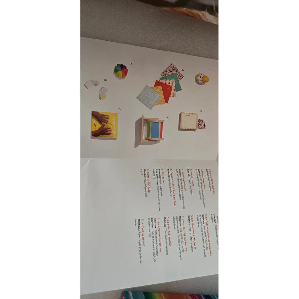 Lovevery The Senser Play Kit 5-6 Months Montessori Magic Tissue Box Book Socks
